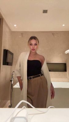 Эвелина 🩷, ню-фото